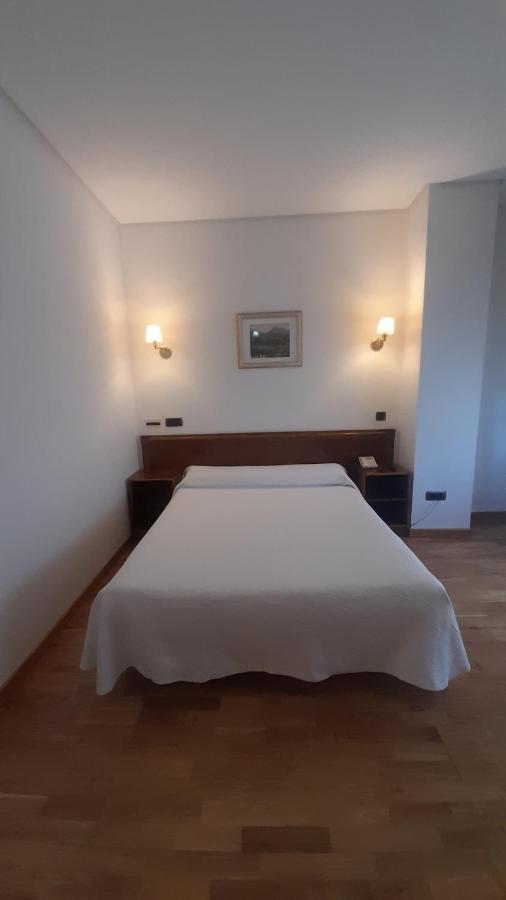 Hotel Las Moreras León Zewnętrze zdjęcie
